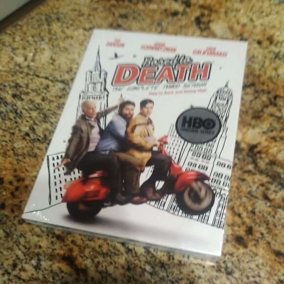 BORED TO DEATH THE COMPLETE THIRD SEASON DVD 2-DISC -2012, HBO -TED DANSON -NEW - Picture 1 of 6